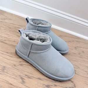 UGG ultra mini classic boot